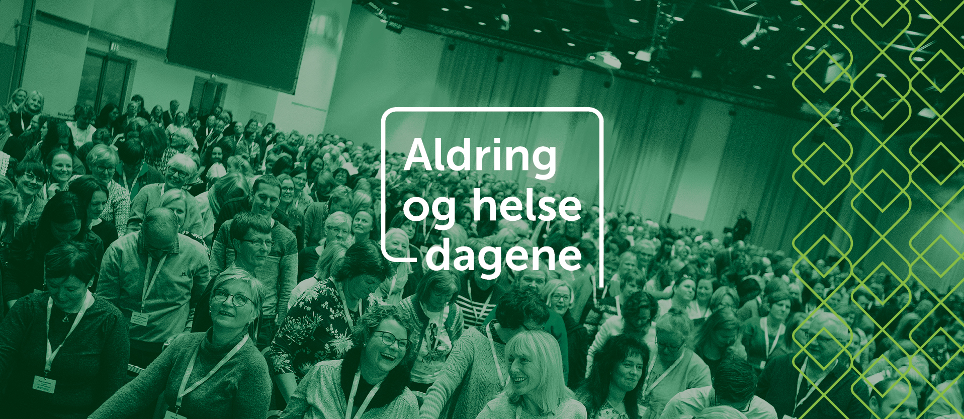 Menneskemengde på konferanse.