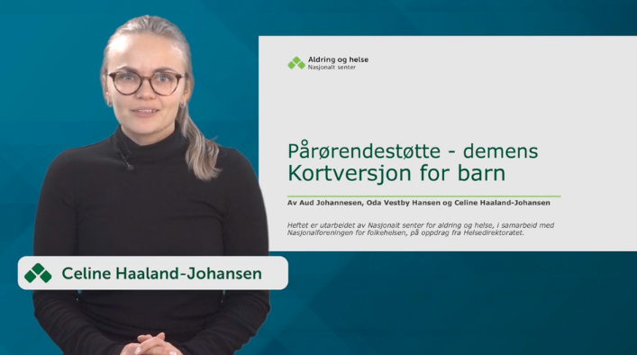 Kvinne med presentasjon. Skjermbilde fra video